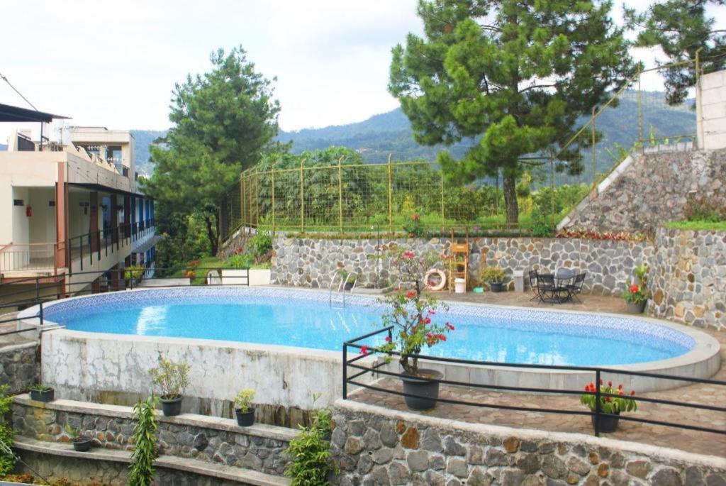 Hotel Graha Widjaja Puncak Exterior foto